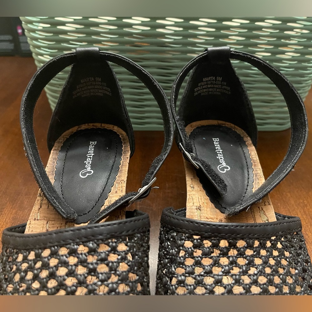 Bare Traps MARTA Women's Sandals SZ 9 Color Black - Picture 6 of 10